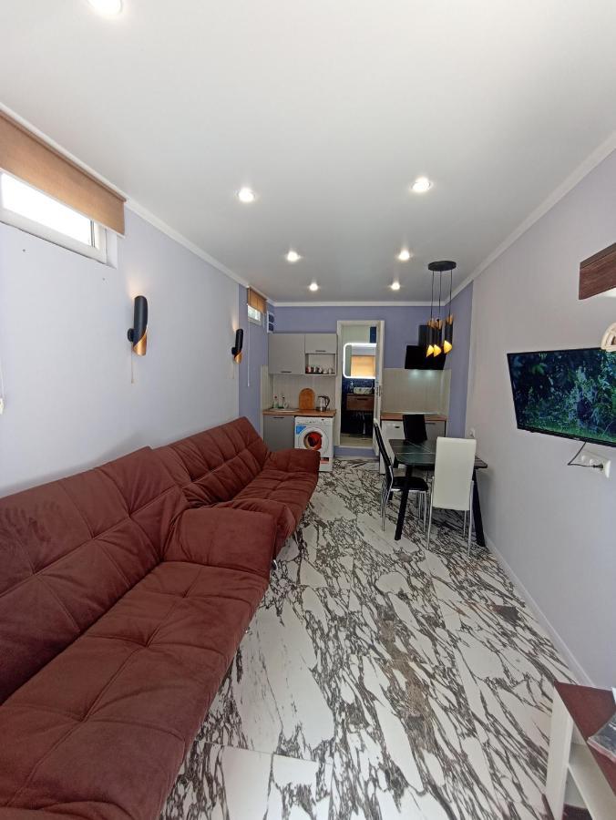 Hotel By The Sea Rozetta Sochumi Exterior foto